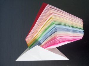 Daniel Ito is an American-born origami artist living in Seoul.